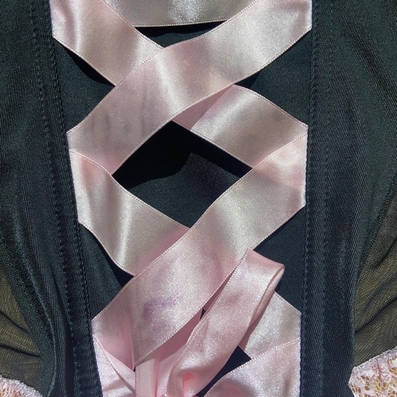 unique black & pink corset top! - Picture 6 of 7